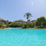 Ivory Banus - Luxury & Prime Location Διαμέρισμα *