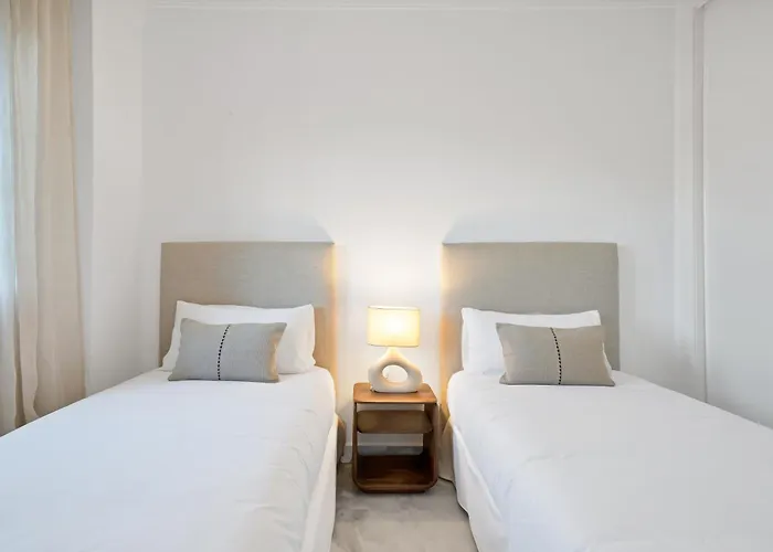 Ivory Banus - Luxury & Prime Location