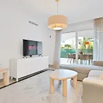 Ivory Banus - Luxury & Prime Location 马尔韦利亚